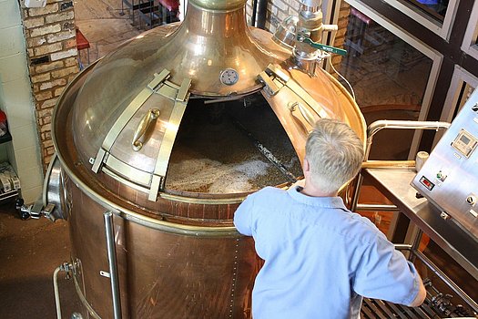 Bierbrauen im Kessel